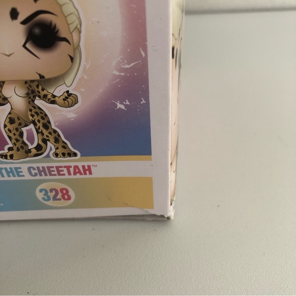 Funko POP! Heroes: Wonder Woman 1984 WW84 Cheetah #328 Vinyl Figure - Picture 7 of 8